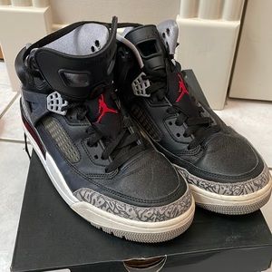 Mens Jordan high tops Sz 9